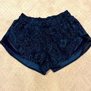 Lululemon running shorts (Size 4)